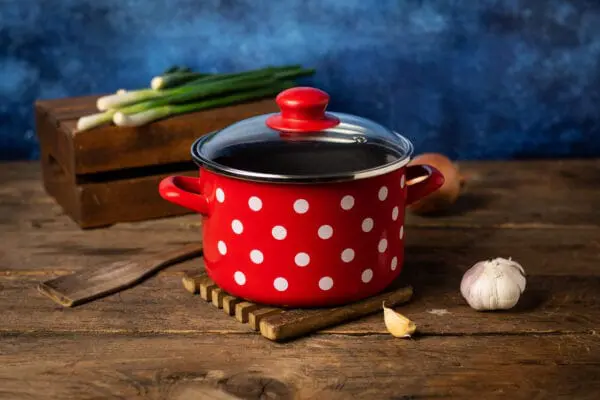 Zestaw garnków emaliowanych Dots on red - 3 l + 4 l + 5 l